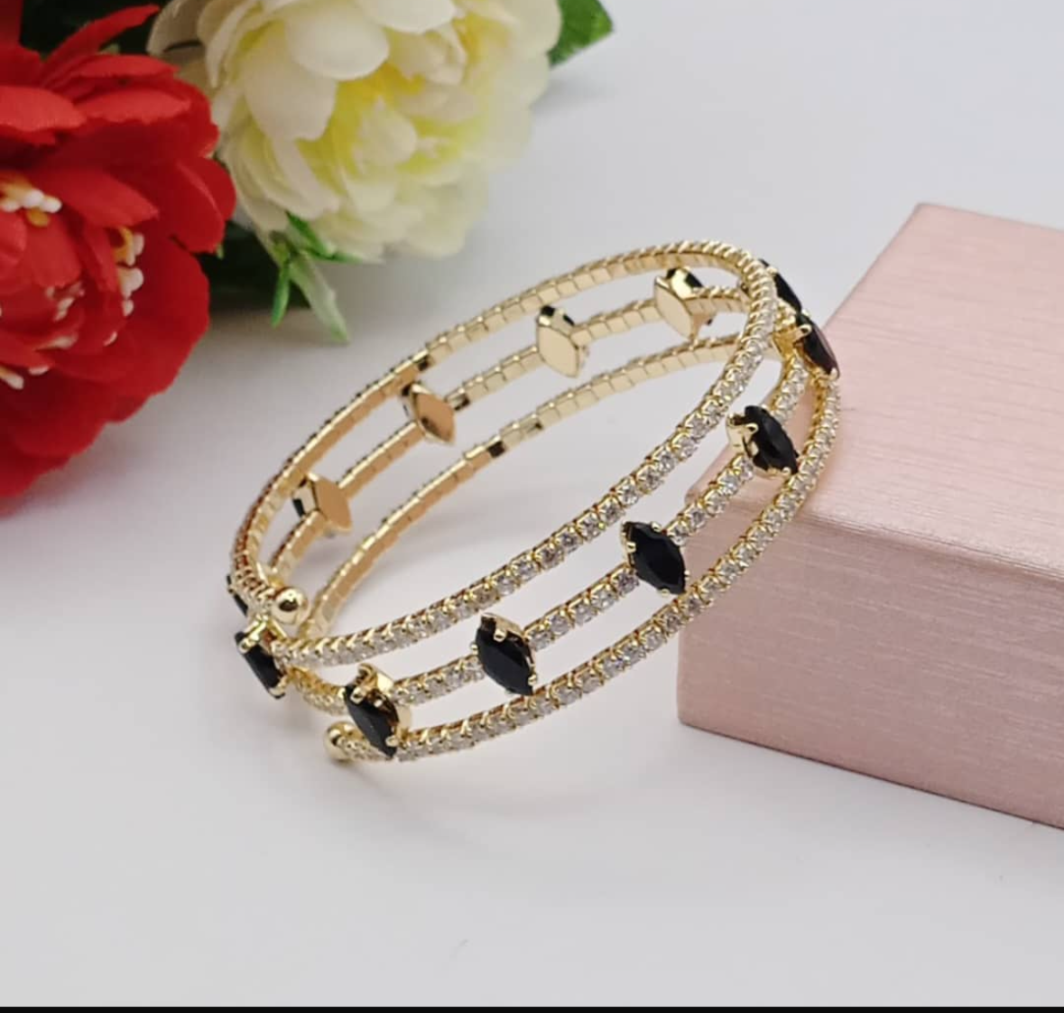 Luxury Gold Plated Stainless Steel Opaque Black Gemmed Bracelet