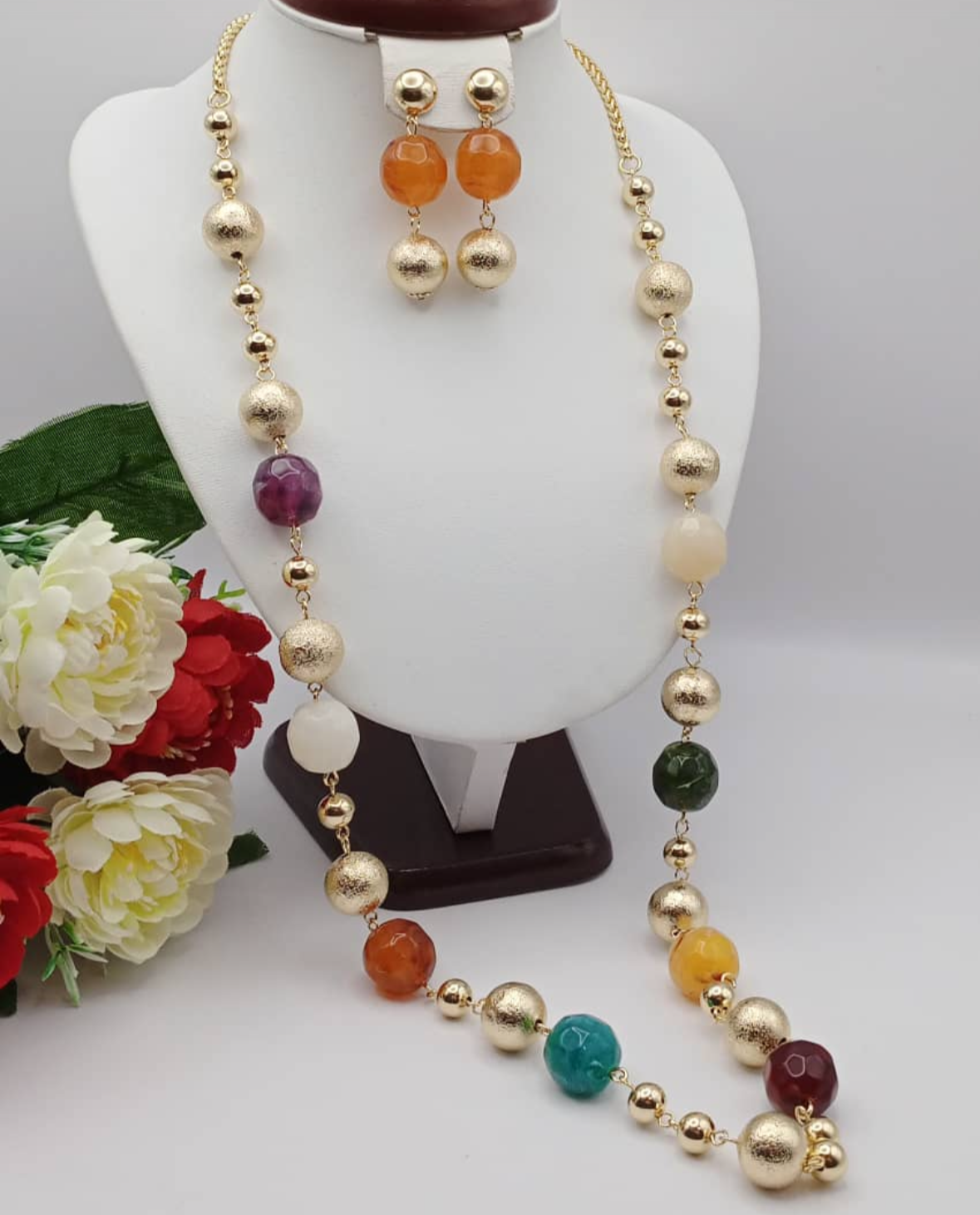 Granite Or Plaque Gold Plated, Stainless Steel And Non-Tarnishing Earring And Necklace Set
