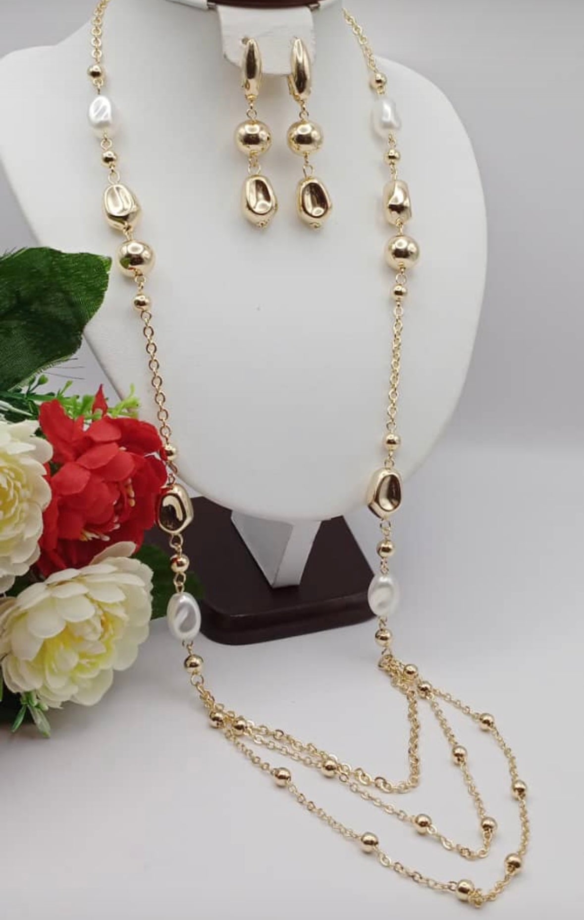 Luxury Gold Plated Stainless Steel Earring And Necklace Set