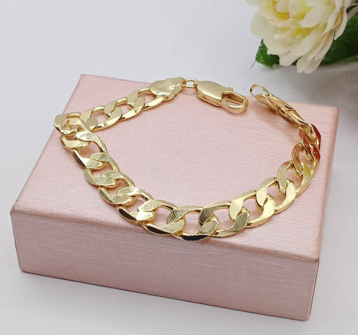 Luxury Gold Plated Stainless Steel Cuban Hand Chain