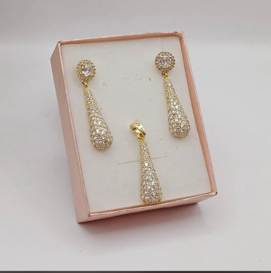 Luxury Gold Plated Stainless Steel Earrings And Pendant Set